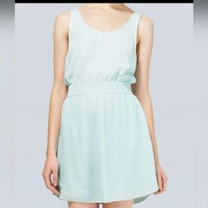 S ARITZIA WILFRED MINT LIGHT GREEN LUANA SLEEVELESS COASTAL DRESS SMALL